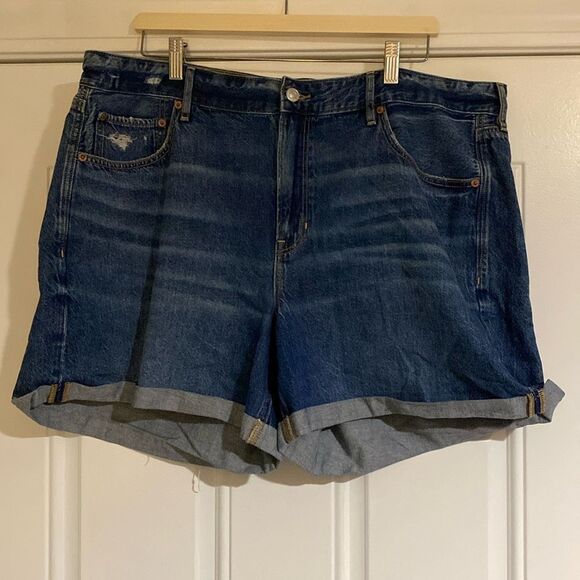 NWT American Eagle Distressed Jean Shorts Size 18 - Picture 1 of 9